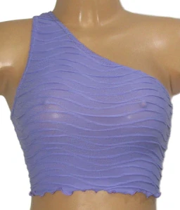 outlet top PRETTYLITTLETHING