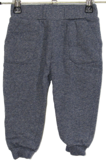 kojenecké tepláky C&A