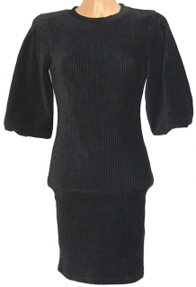 teplé šaty BERSHKA