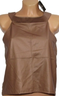 outlet top PRETTYLITTLETHING